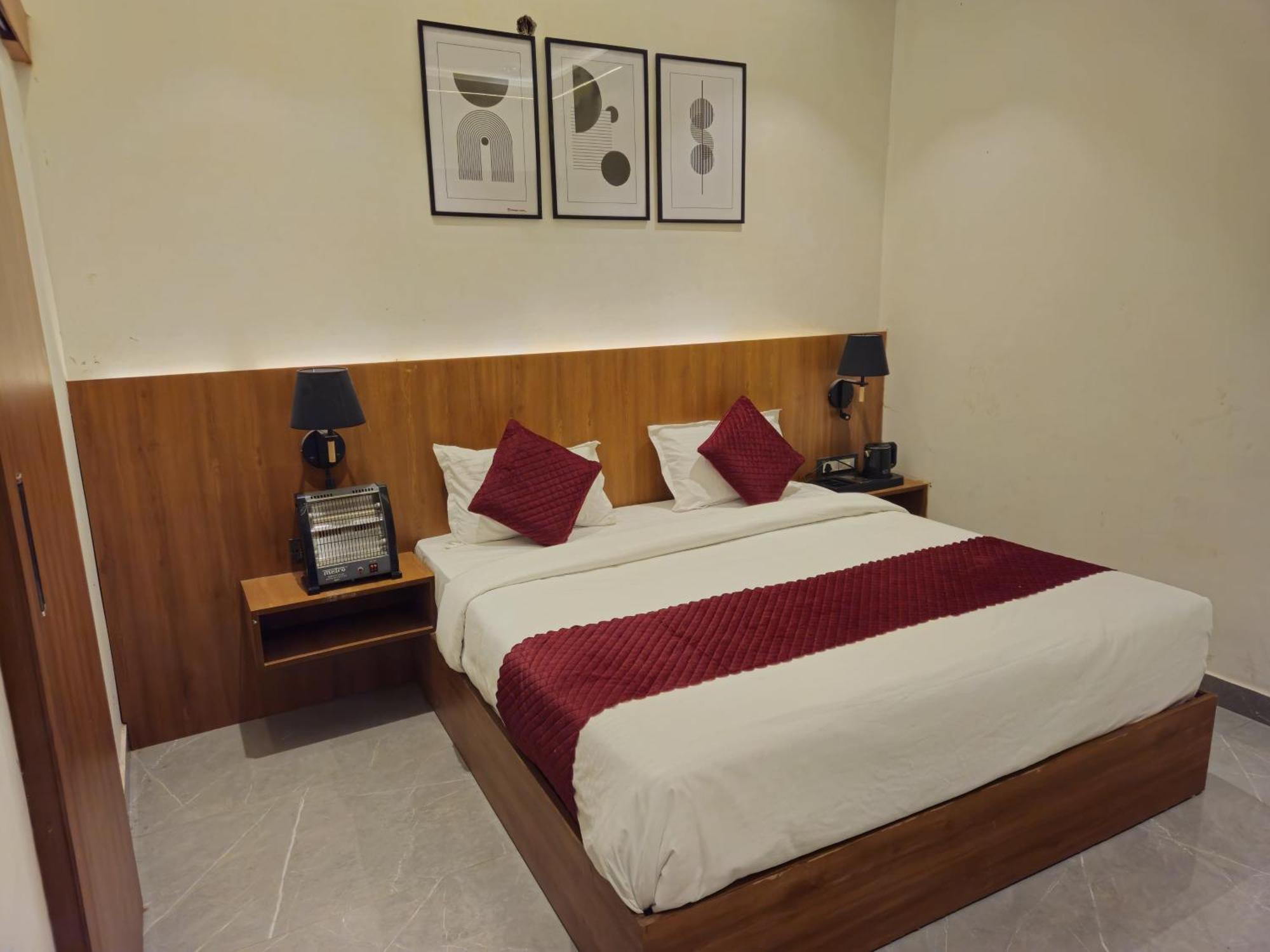 Hotel Royal Orchid Алигарх Экстерьер фото